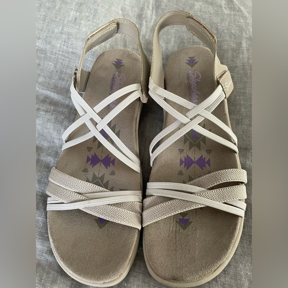 Skechers Women’s Reggae Slim Takes Two Sandal Taupe  size 9 vegan washable